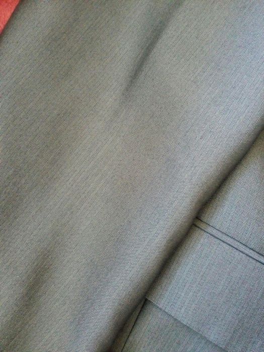 Garnitur ze spodniami .