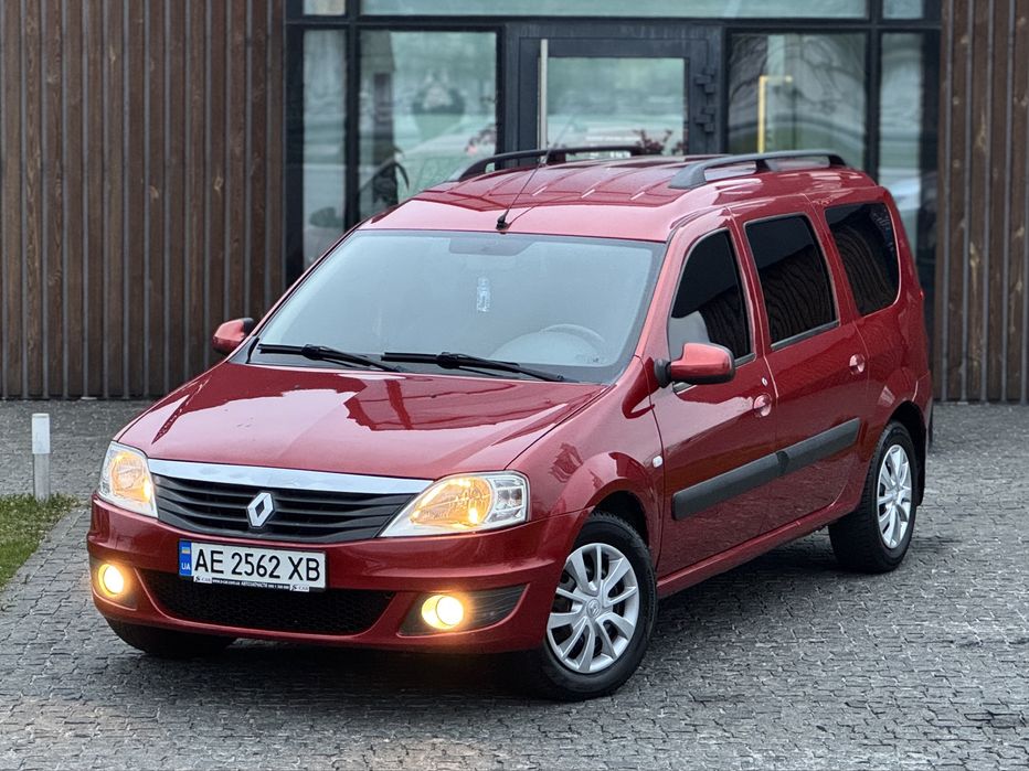 Продам Renault Logan MCV 2012