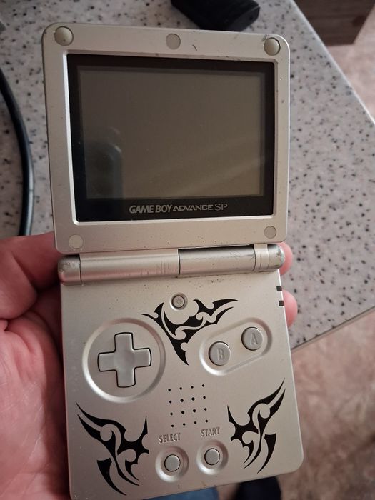 Консоль игровая Game Boy advance SP