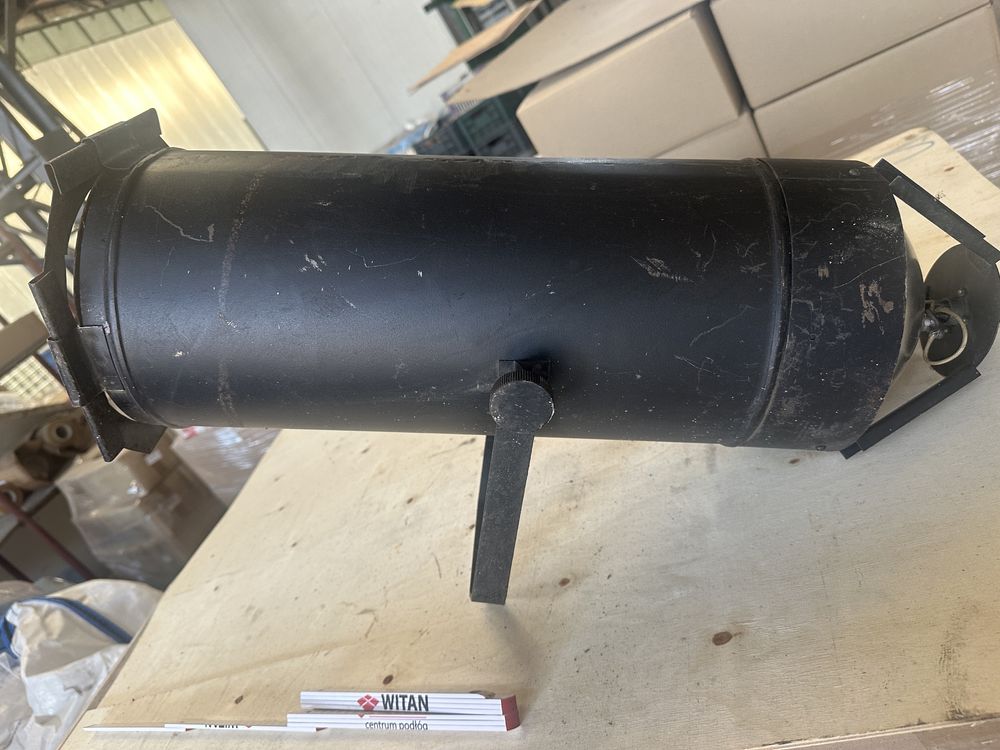 Stare lampy halogenowe PRL industrial