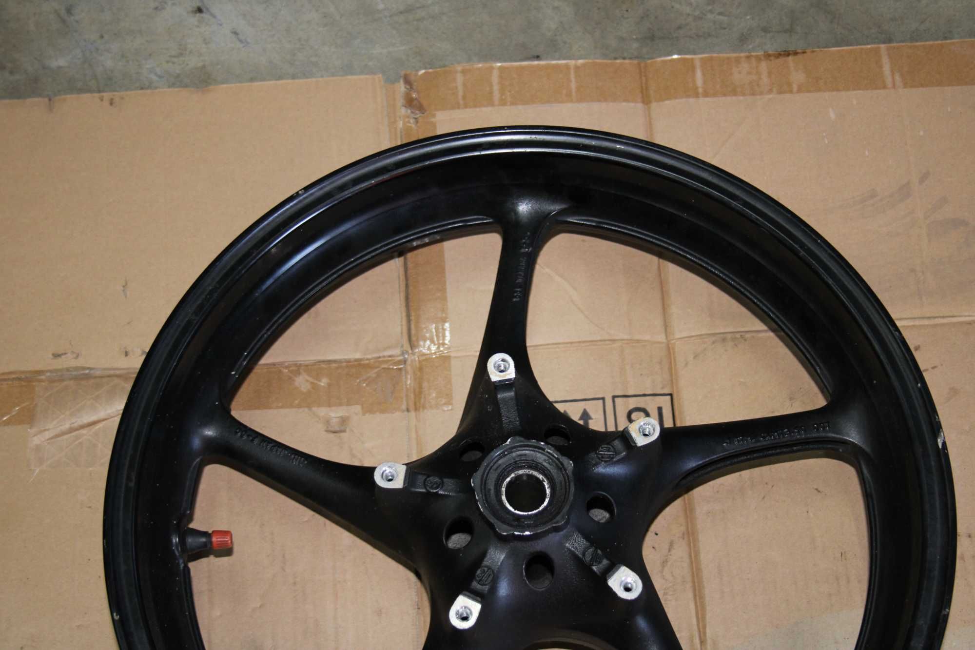 Felga Przód Przednia Yamaha R6 RJ05 RJ09 5SL 03-05