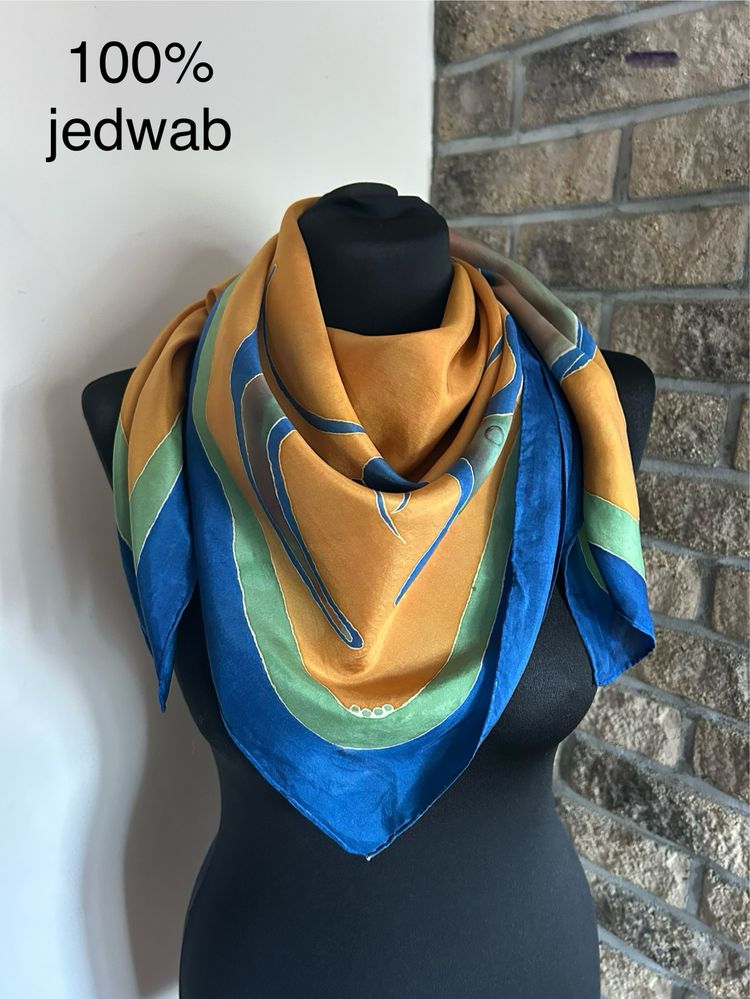 Wiosenna duża jedwabna chusta z ważką jedwab