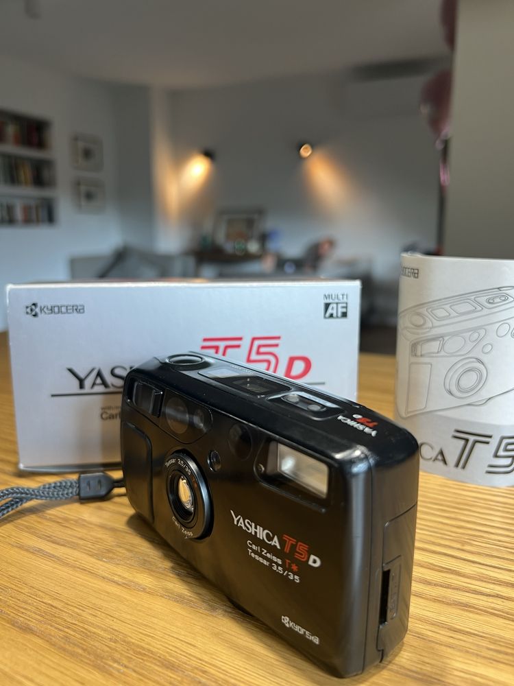 Yashica T5d carl zeiss 35 mm 3.5