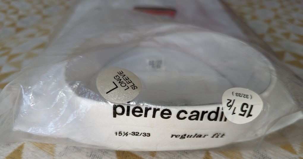 Сорочка біла, Pierre Cardin (придбана в USA)