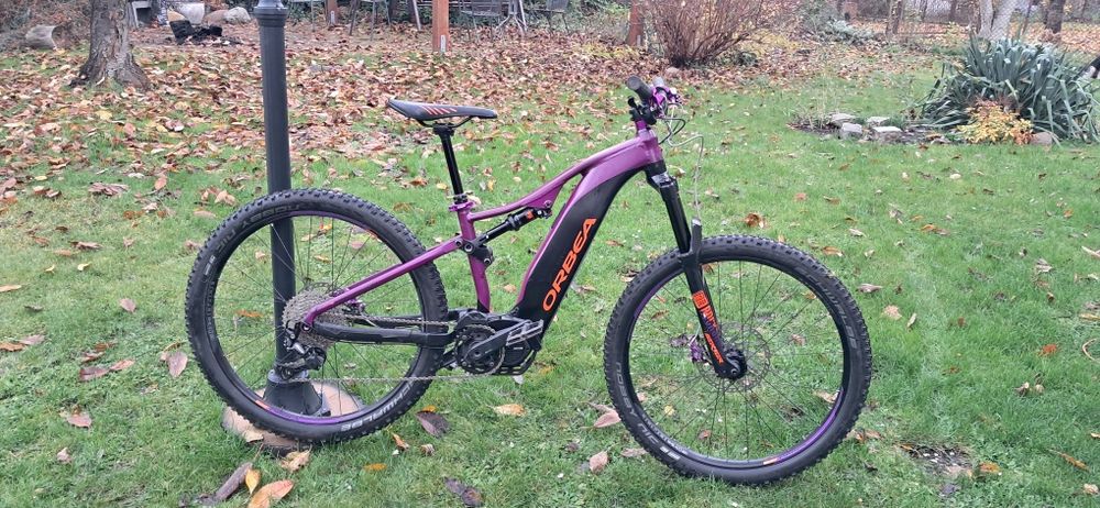 Rower Elektryczny ORBEA WILD Full  FS 20 rama 29S koła  27,5' 200W