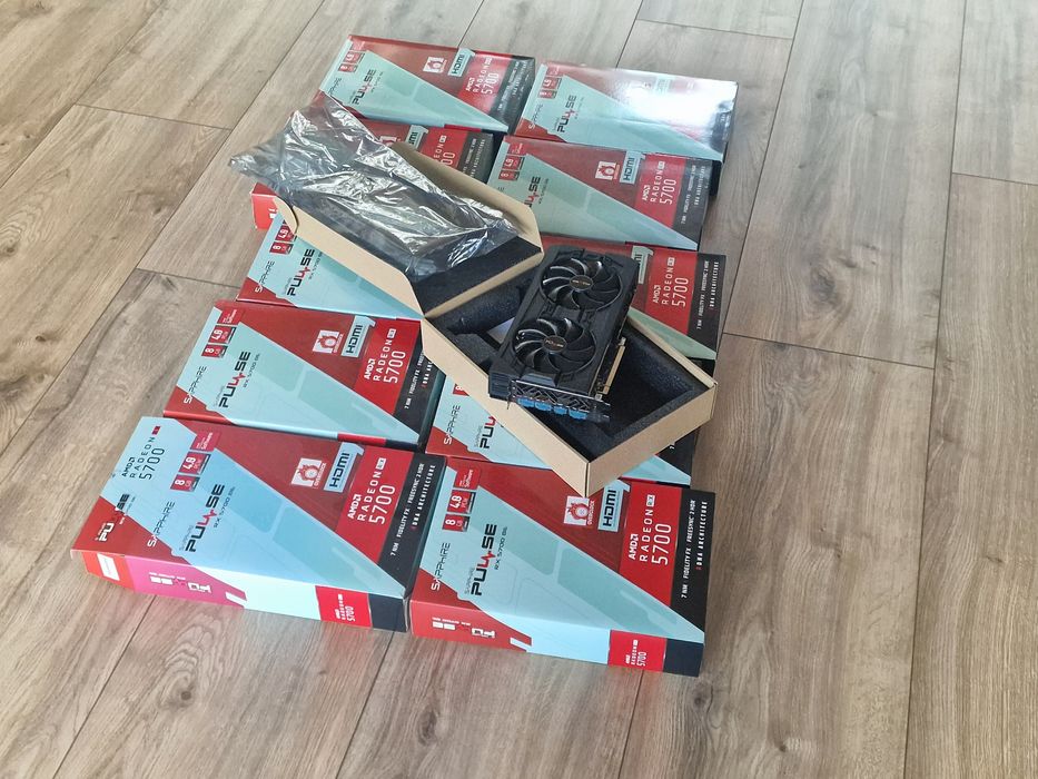 Karta graficzna Sapphire Pulse RX5700 BE 10 szt.