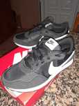 Ténis NIKE novos - Originais