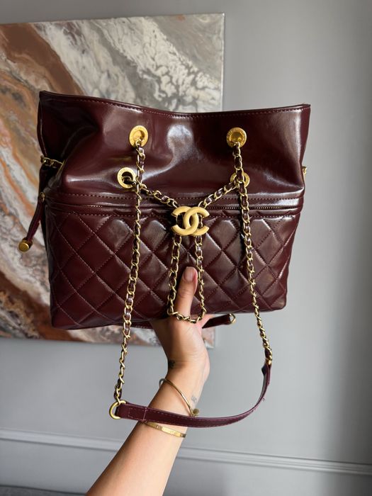 Сумка Chanel Drawstring Tote Bag шкіра | чорна, бургунді, біла