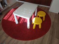 Tapete IKea redondo + mesa +bancos