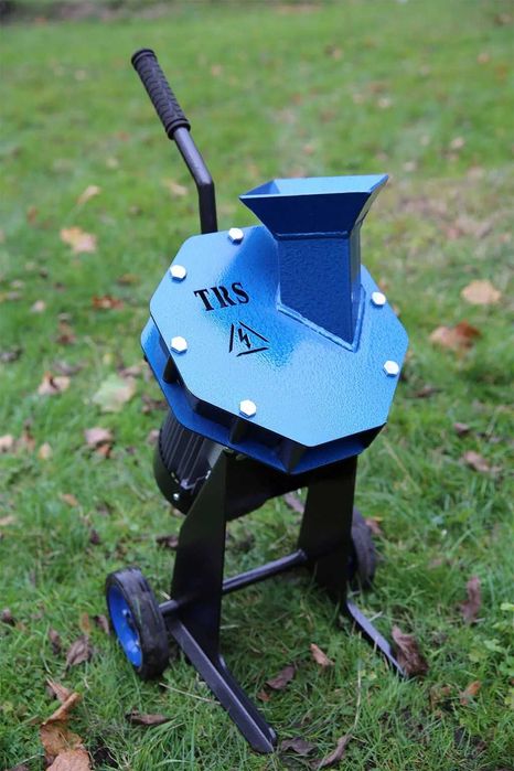 Подрібнювач гілок та бур'янів TRS