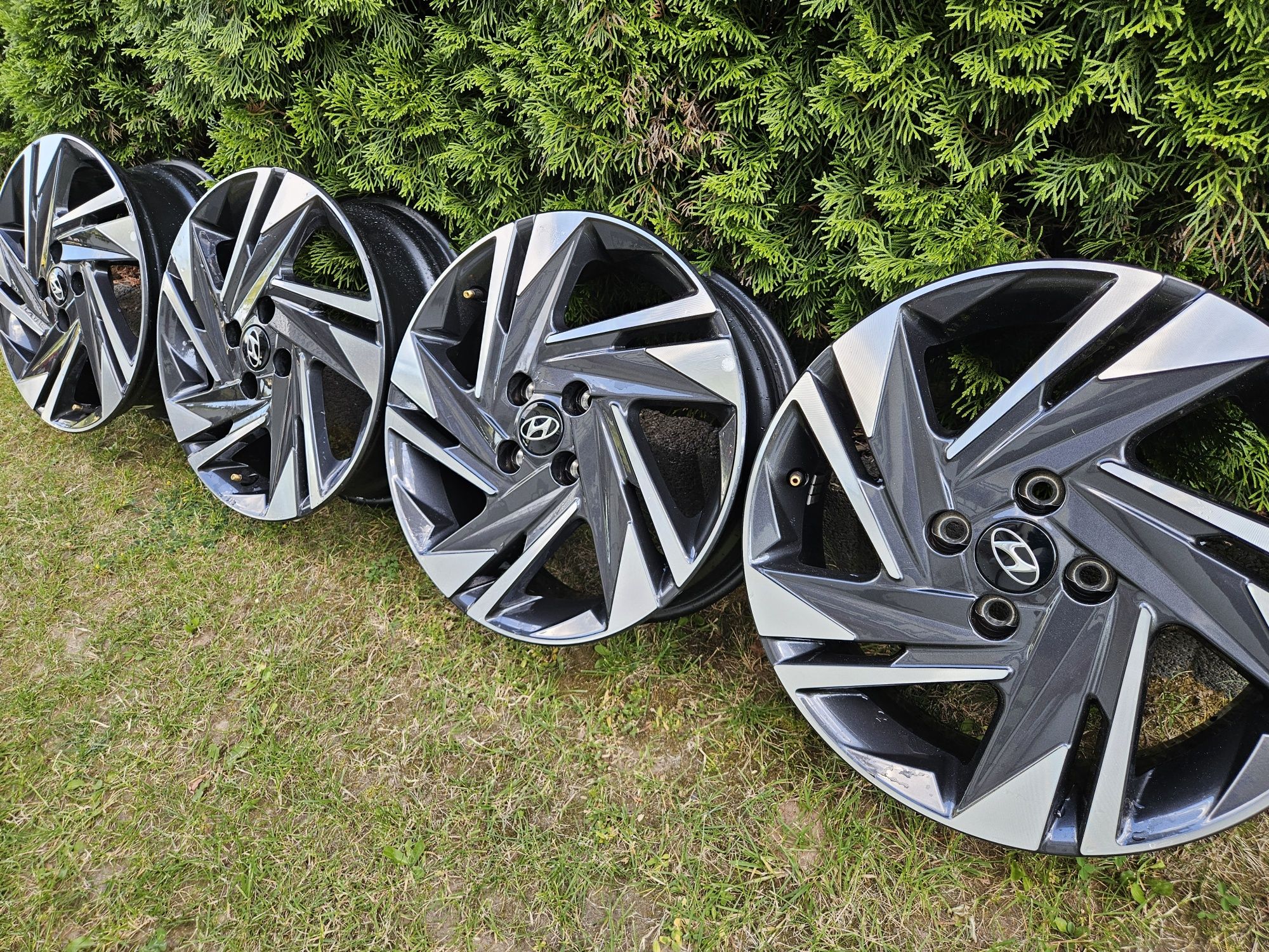 Alufelgi 16" Hyundai Bayon i20 4x100 stan idealny