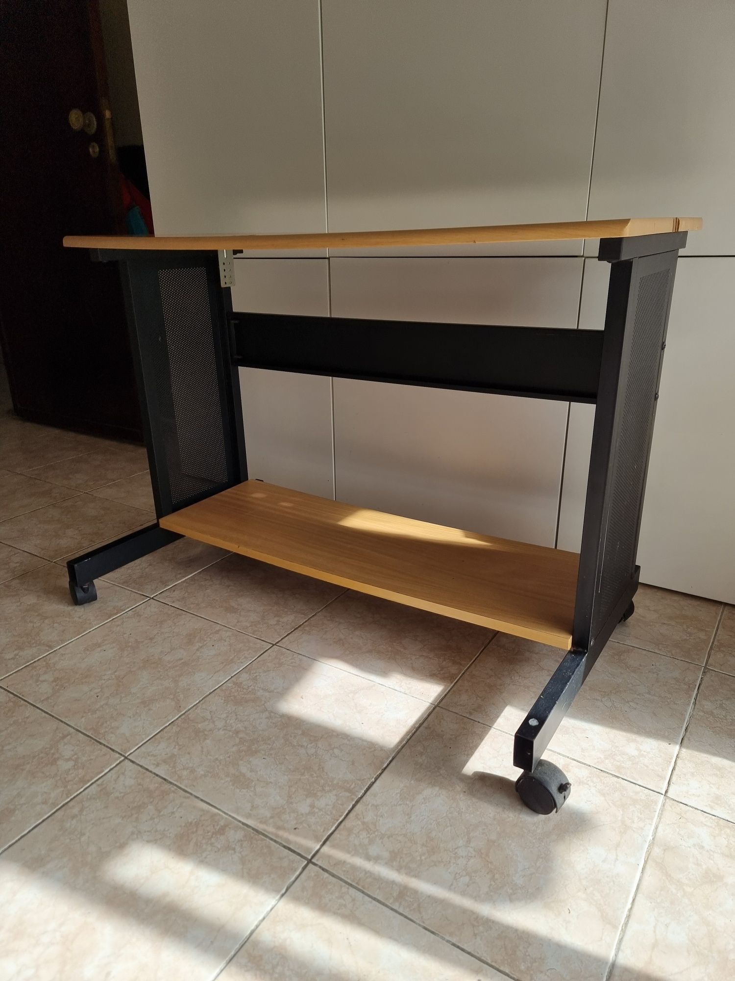 Mesa escritório 98cm × 50cm