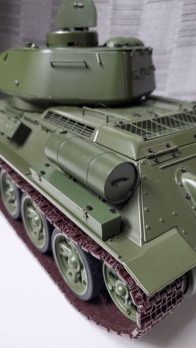 Model czołgu T-34-85 skala 1/16