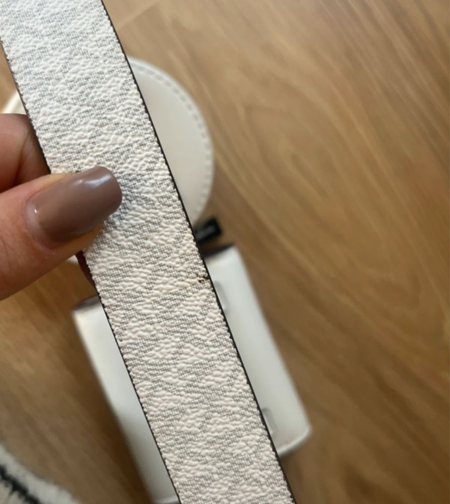 Pasek Michael Kors z nerkami saszetkami