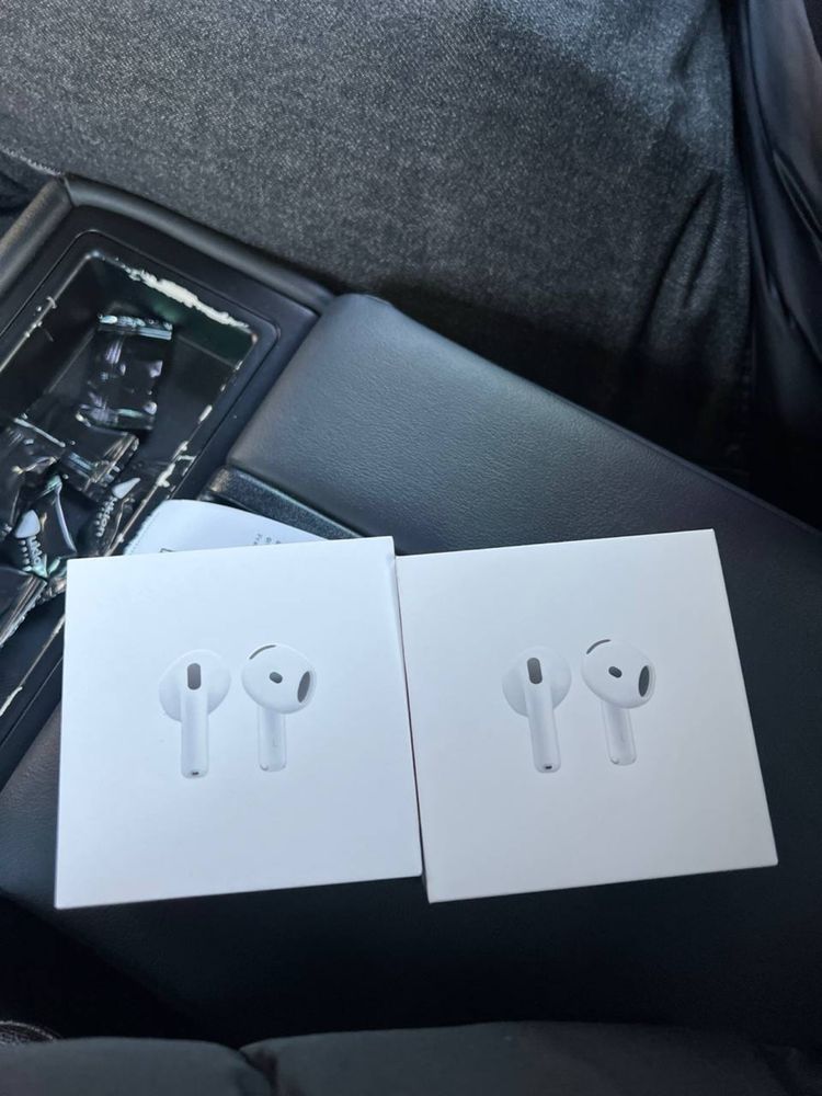 Продам Навушники Apple AirPods 4 (MXP63ZE/A) White нові