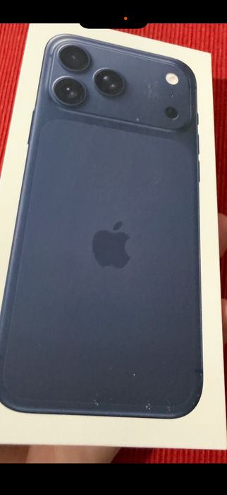 Iphone 17 pro Max 256 GB Azul selado !
