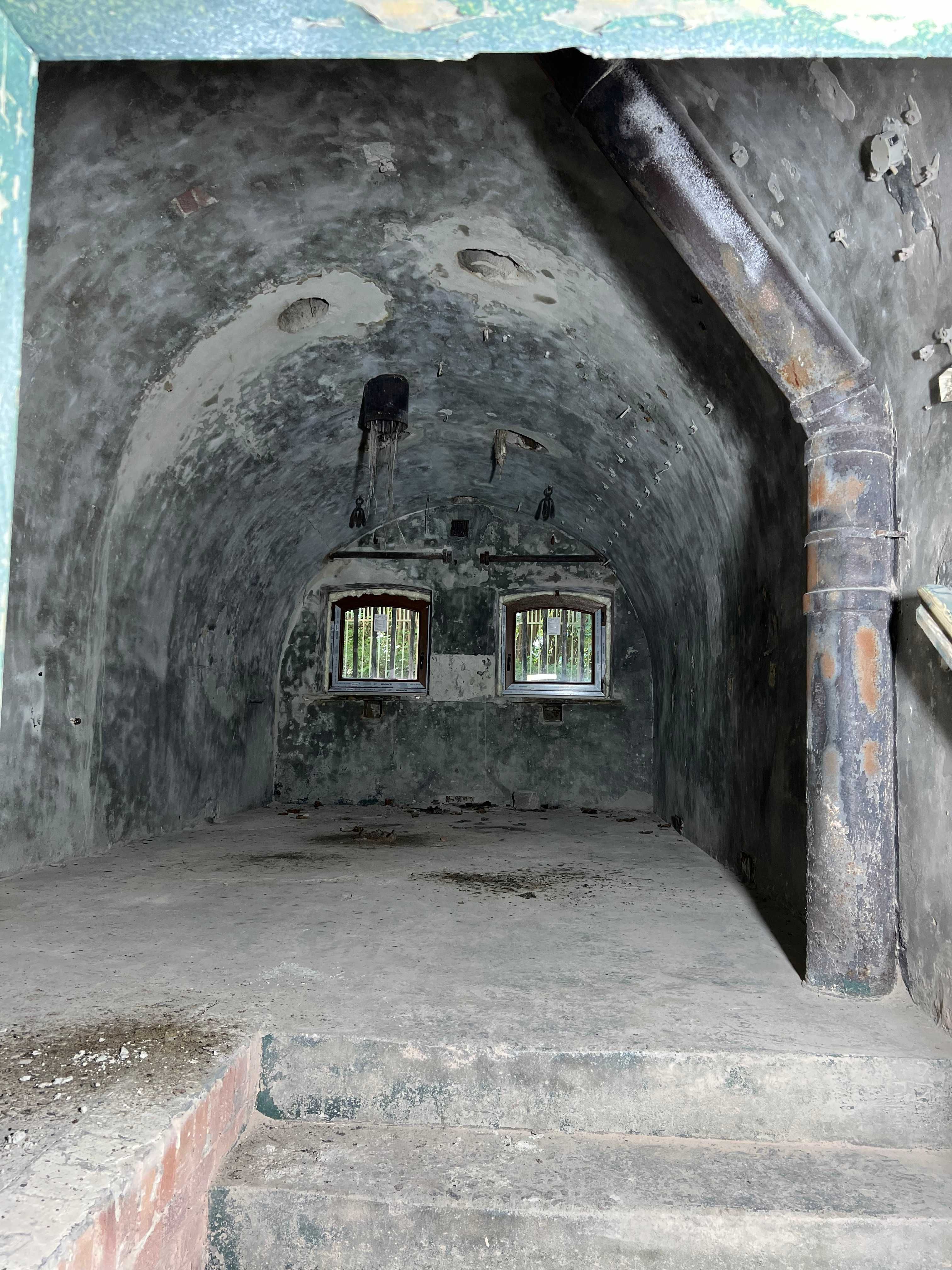 FORT XV - Rudak - powierzchnia magazyn / warsztat / biuro - 67m2