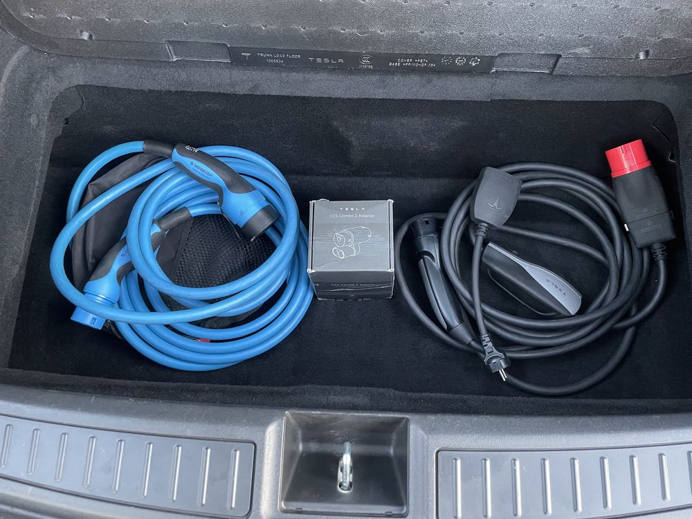 Tesla Model S 75D 2018 intel