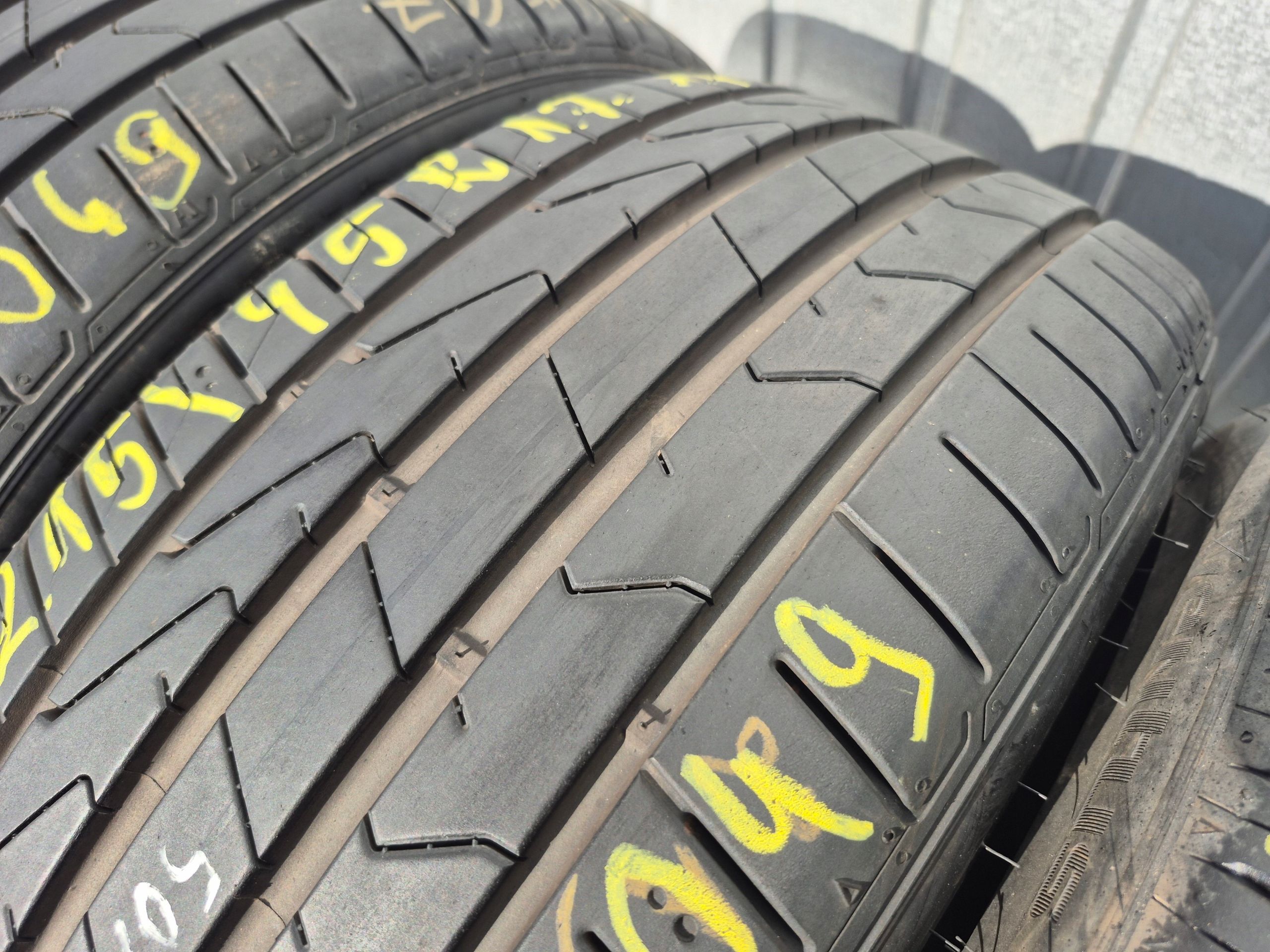Hankook Ventus Prime 3 215/45R17 91V 23R 4X