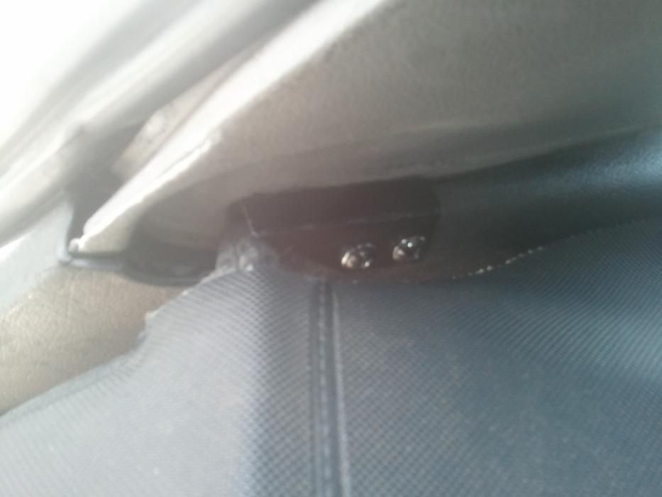 Apoios chapeleira Audi A4