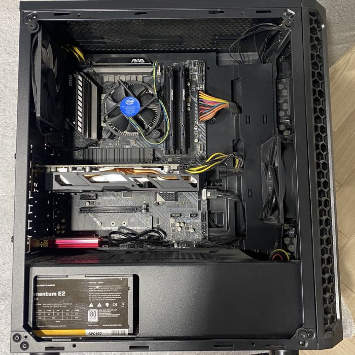 Komputer stacjonarny i5-10400F / RX 570 8GB / 16GB RAM + Monitor