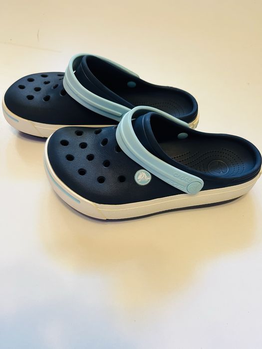 Продам Crocs, кроксы,