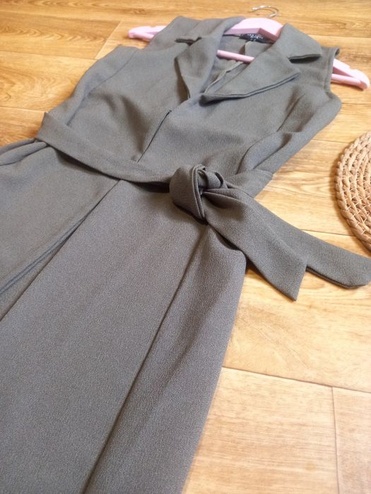 Довга жилетка з поясом