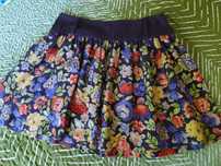 Saias Stradivarius Benetton Mango curtas roda ganga 40