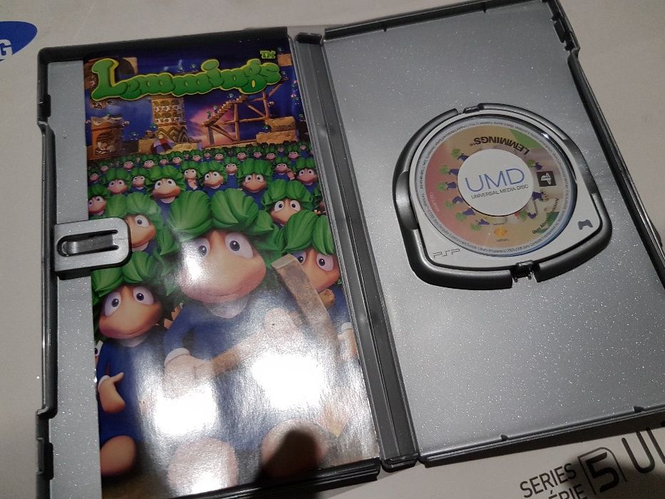 PSP: Lemmings Essential