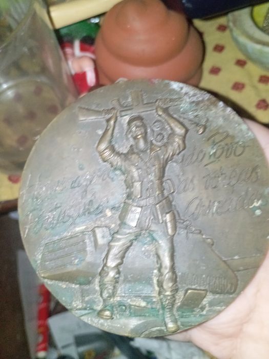Medalha 25 abril