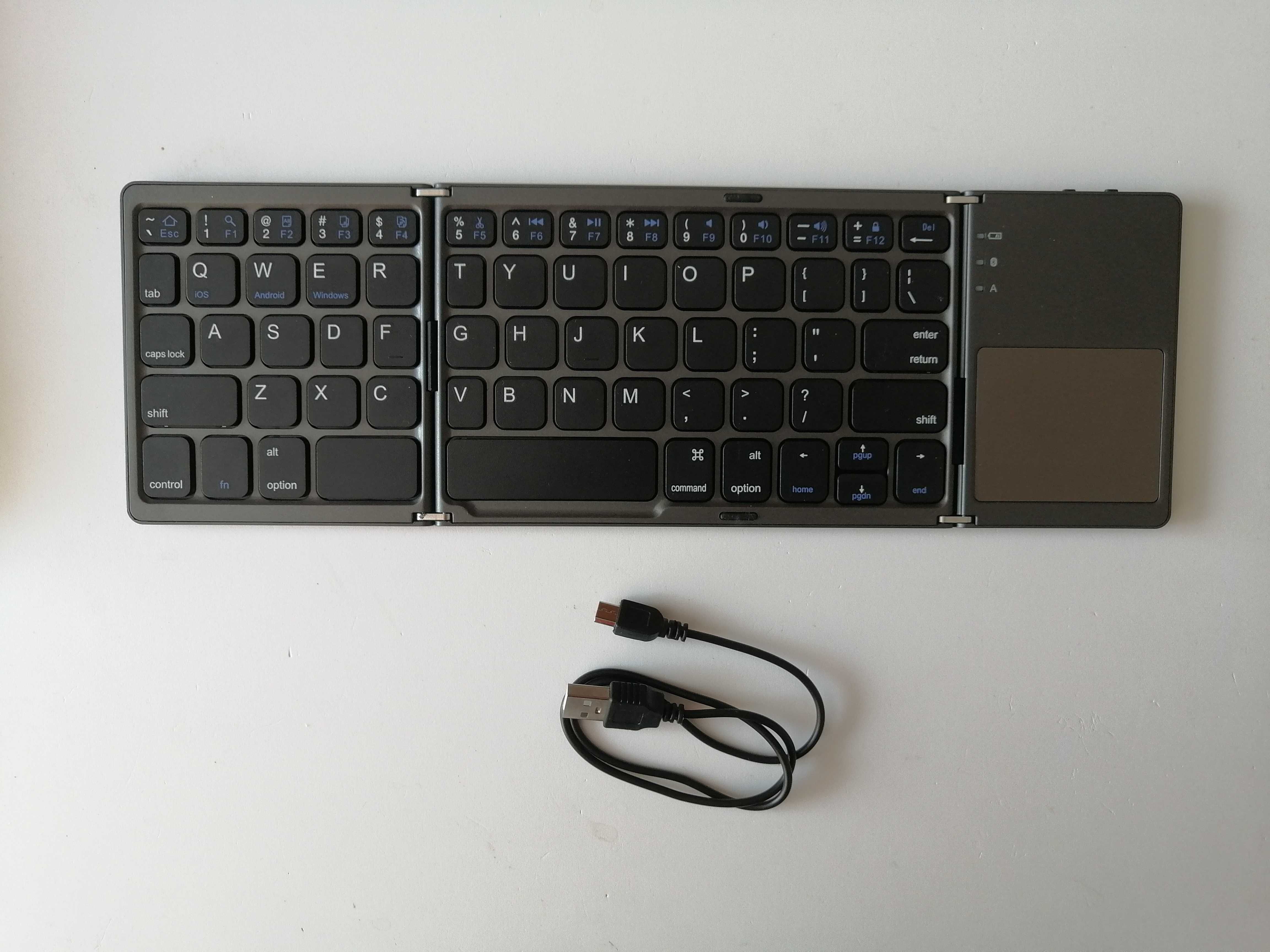Składana klawiatura Bluetooth z touchpadem idealna do tabletu/telefonu