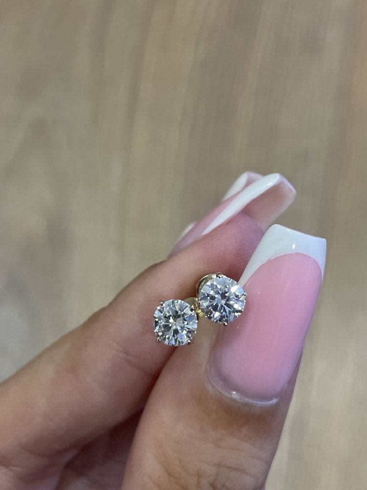 Серьги-гвоздики с муассанитом 0.50ct GRA белое золото 585