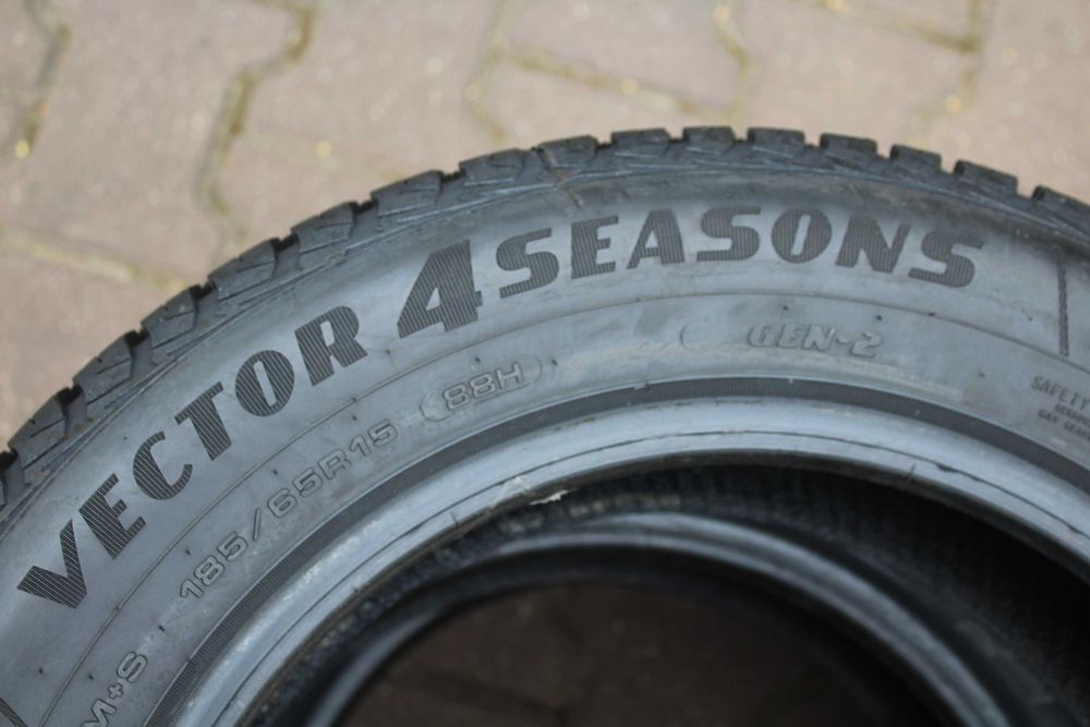 185 65 R15 Goodyear// Nexen