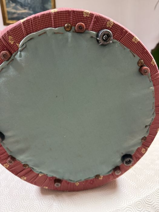 Puff Redondo em Tecido