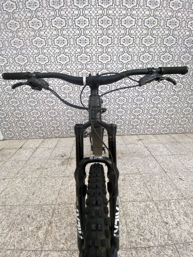 Trek slash 8 (2021)