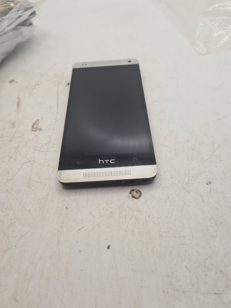 Htc one lcd sprawny