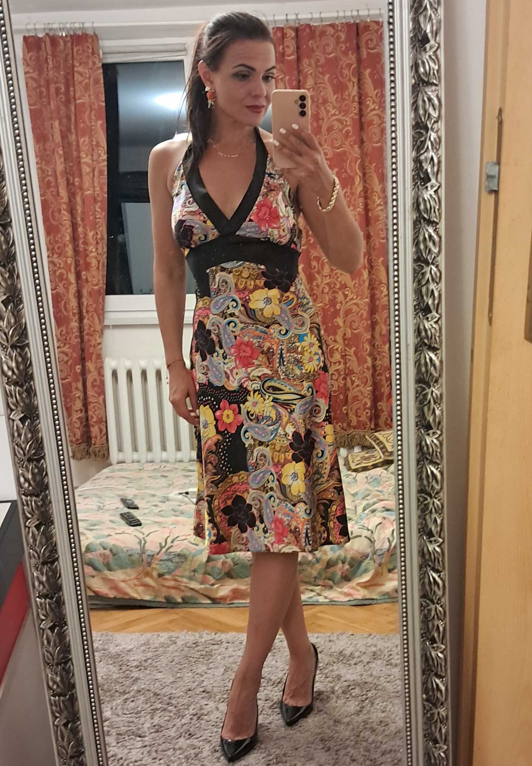 Letnia kolorowa francuska sukienka rozm. S, M
