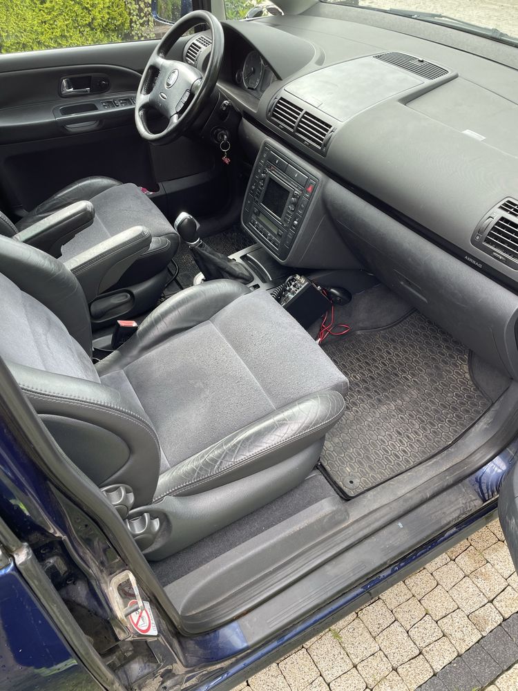 Seat Alhambra 1,9tdi 150KM BTB Mega wersja