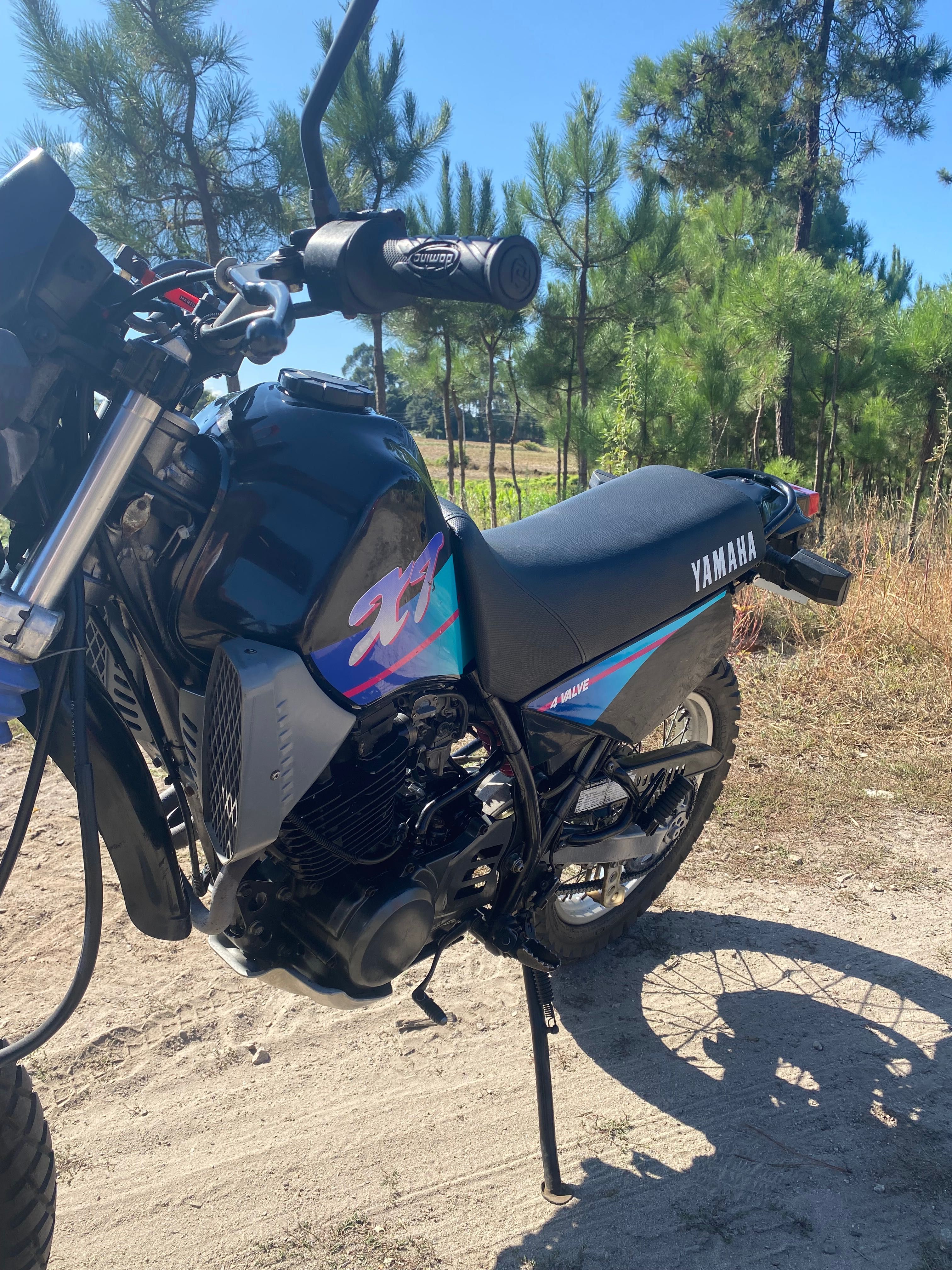 Yamanha XT 350 Como Nova