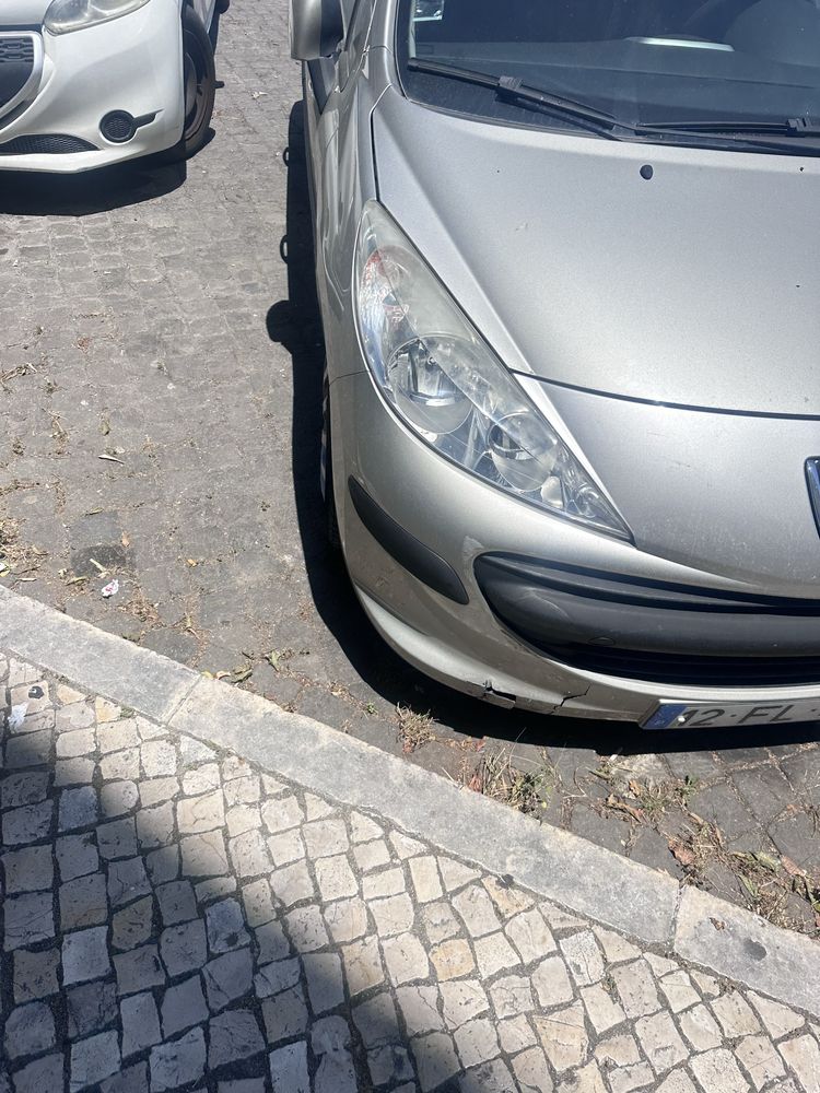 Peugeot 207 1.4- Ano 2008 Fiável e Econónomico 199000km
