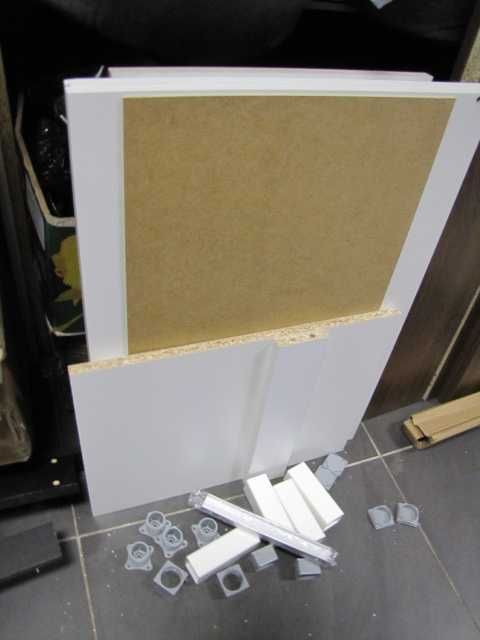 Szafka kuchenna modułowa do zabudowy z drzwiami Berlioz