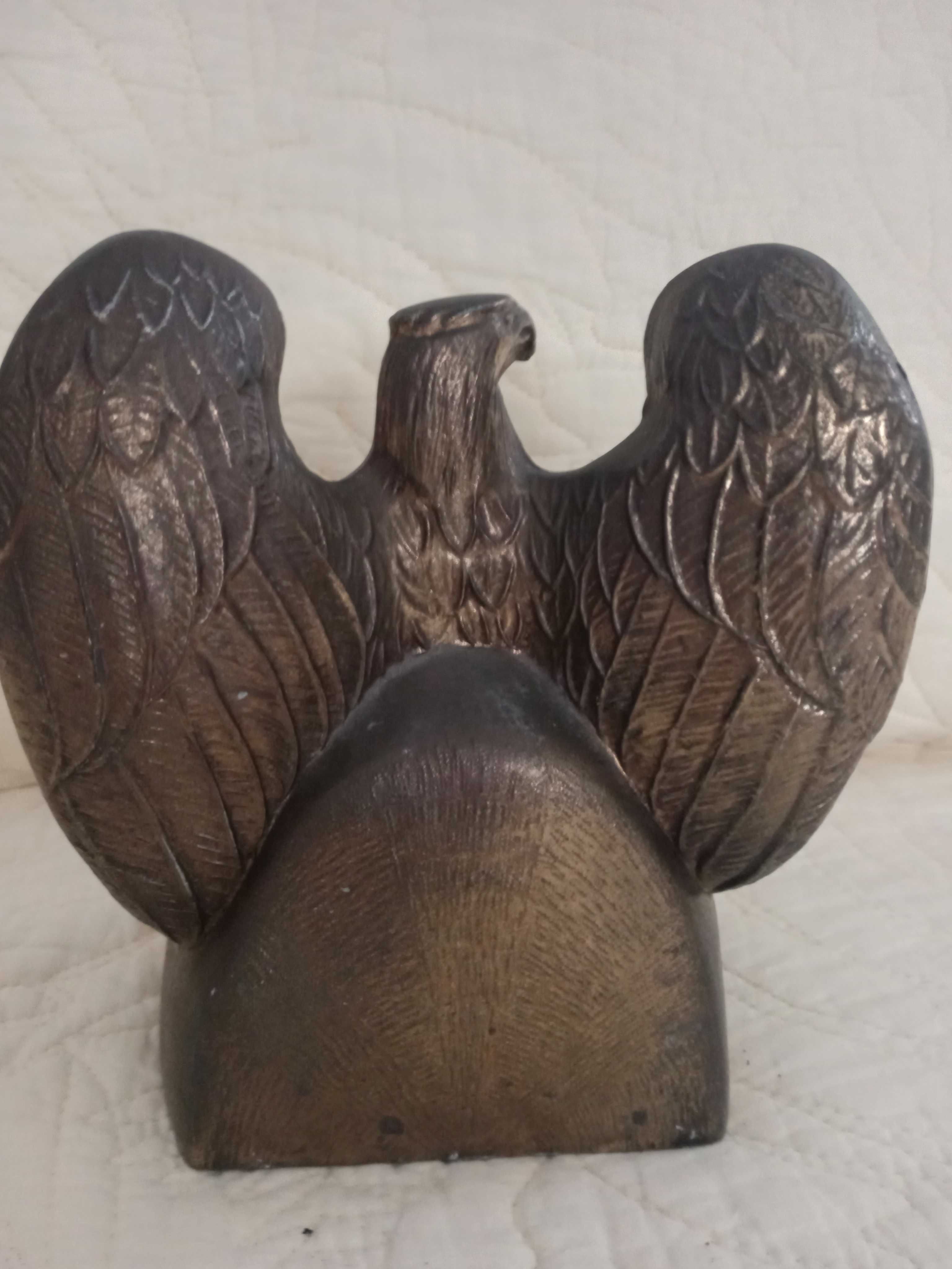 figurka orła z mosiądzu