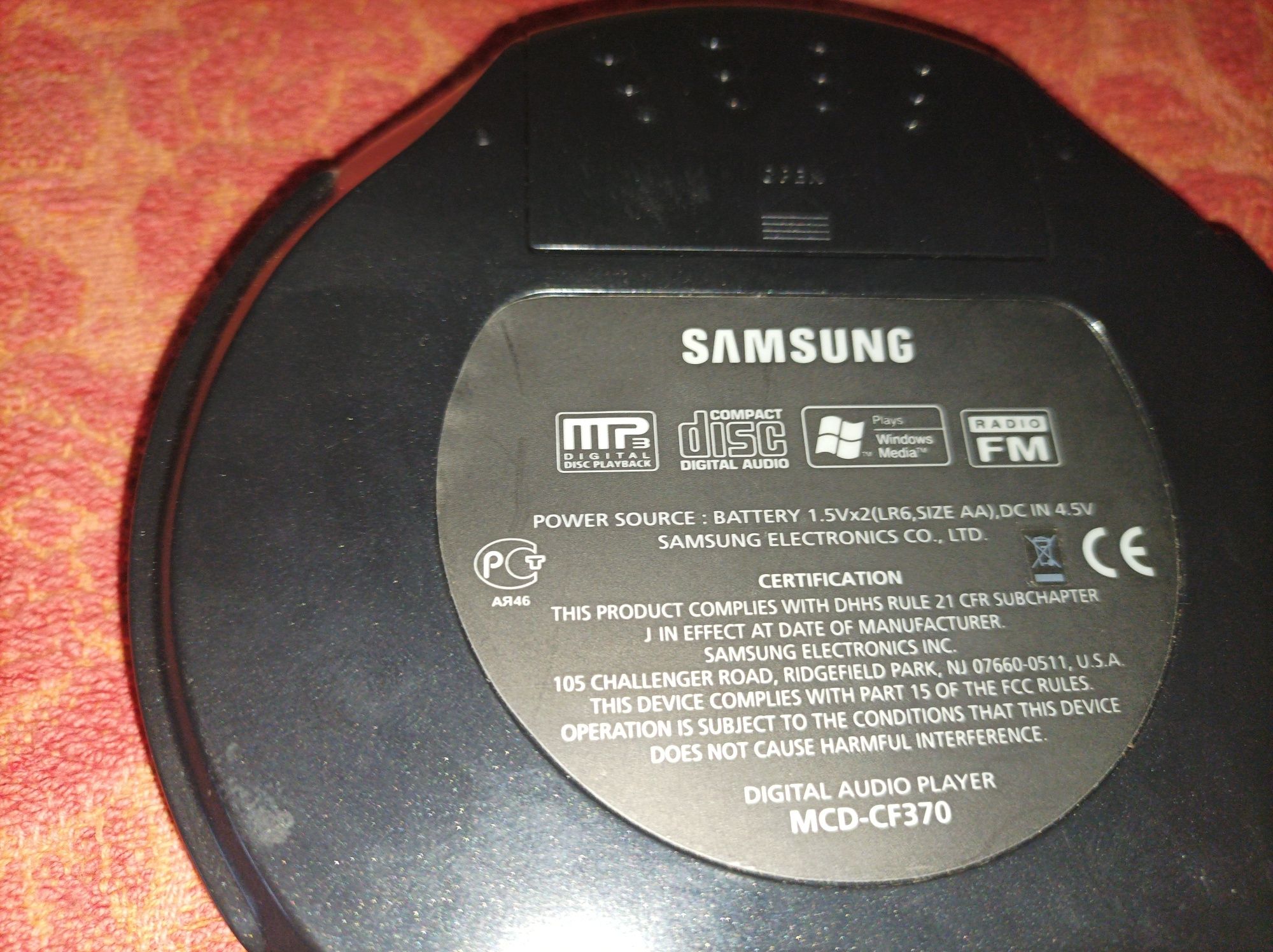 Cd плеер Samsung mcd-cf370