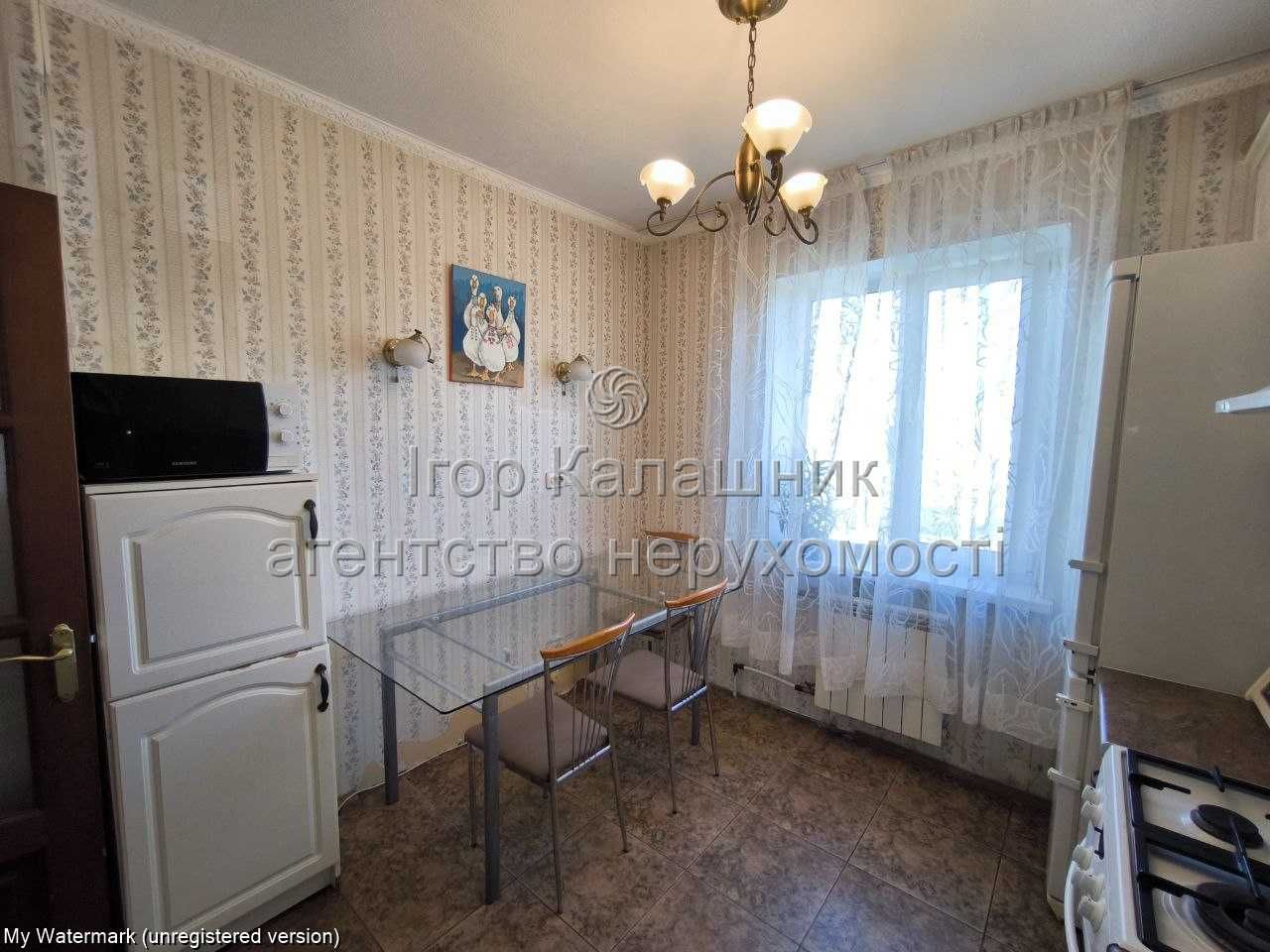 Продаж 3 кімн квартири вул Вербицького, 8А метро Харківська 15хв.пішки