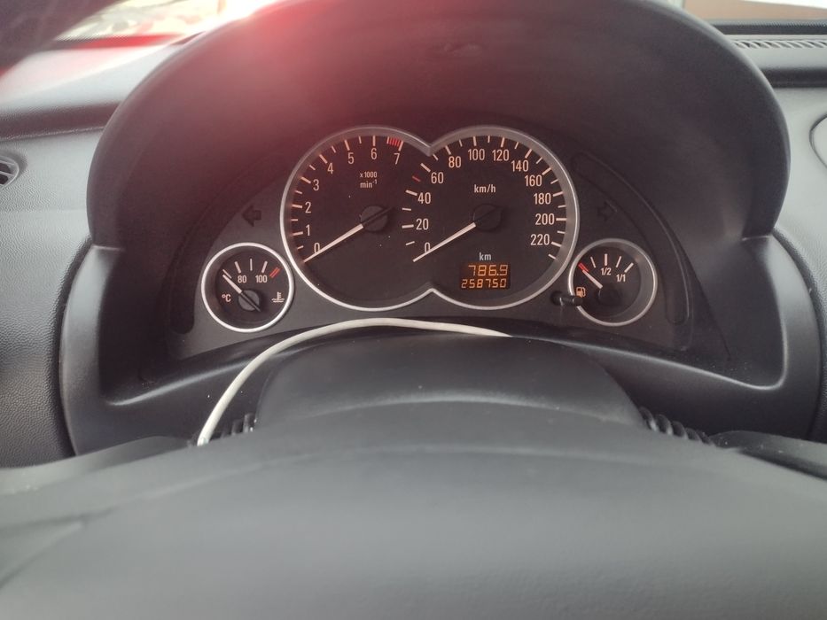 Opel Corsa C 1.2 • 2002 • Limitowana wersja Black & Silver • Świeżo sp