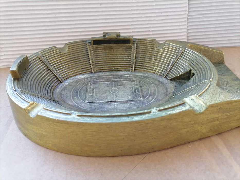 SALAZAR (Estádio) Lourenço Marques INAUGURAÇÃO 1968 Oferta à Selecção