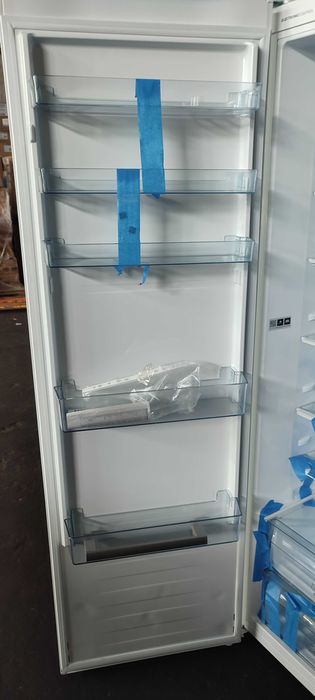 Холодильник Gorenje R619EEW5 новий