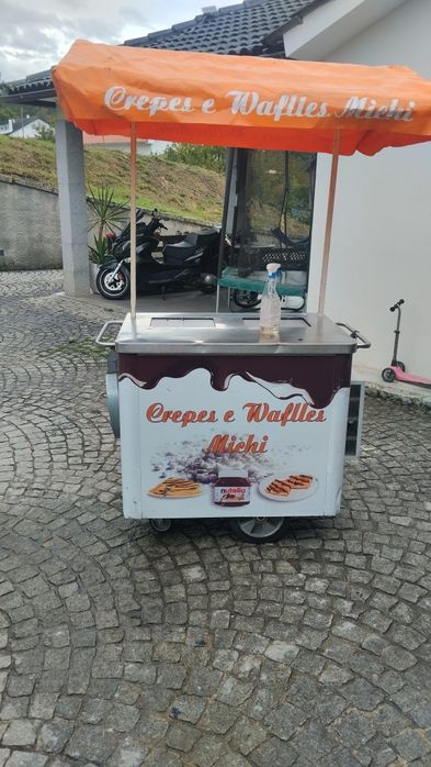 Carrinho de crepes,waflles,cachorros, castanhas assadas etc..