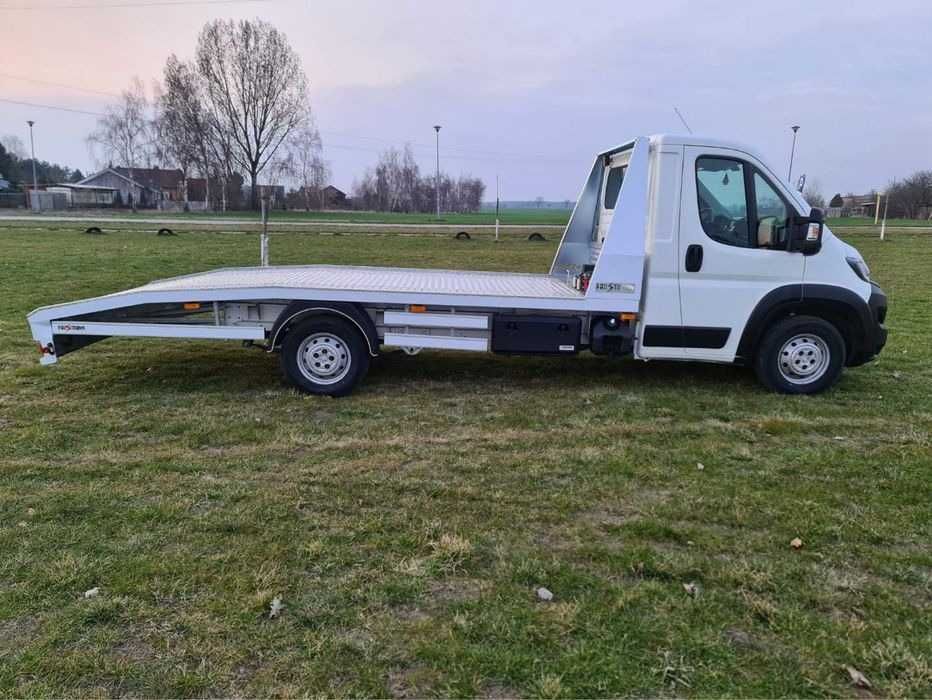 Wynajem Autolawet Lawet Wypożyczalnia Autolaweta Laweta Autolawety