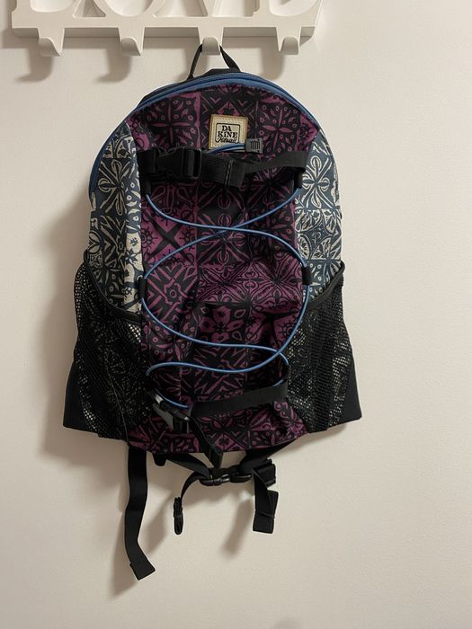 Mochila nova Dakine